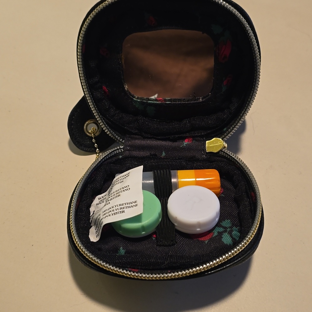 NWOT Betsey Johnson Panda Contact Lens Case With Mirror - Picture 4 of 5